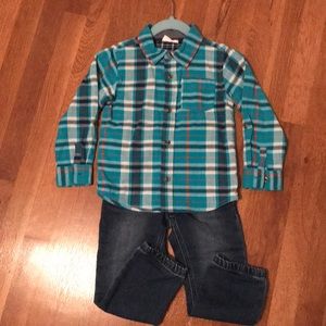 Crazy 8 plaid button down